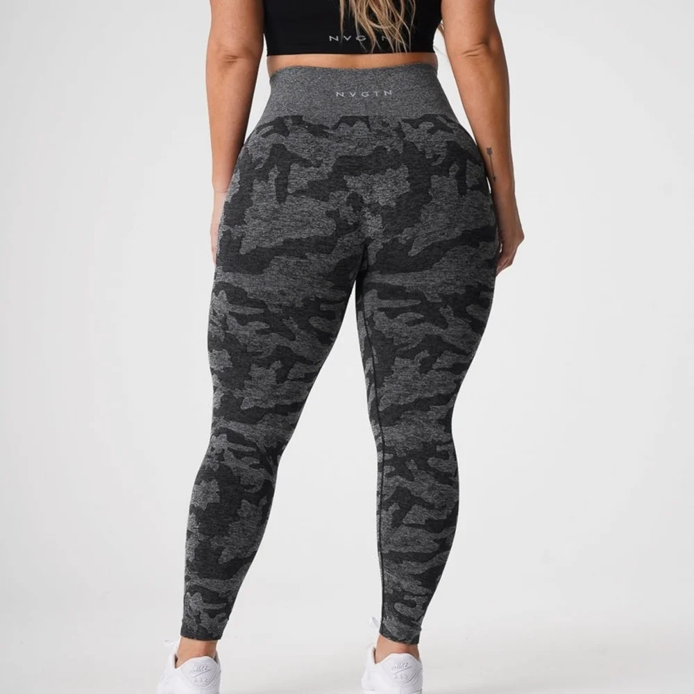 NVGTN Seamless Camo Leggings - Picture 3 of 8